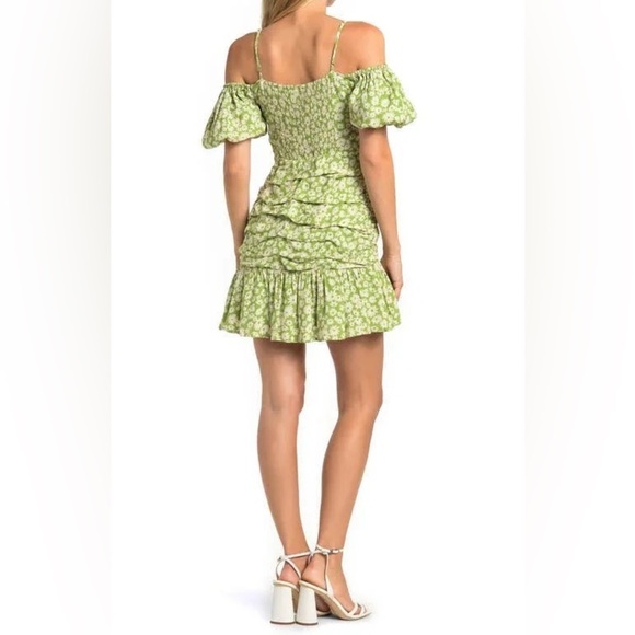 ASTR puff sleeve ruched floral mini print dress 30249 - Picture 3 of 9